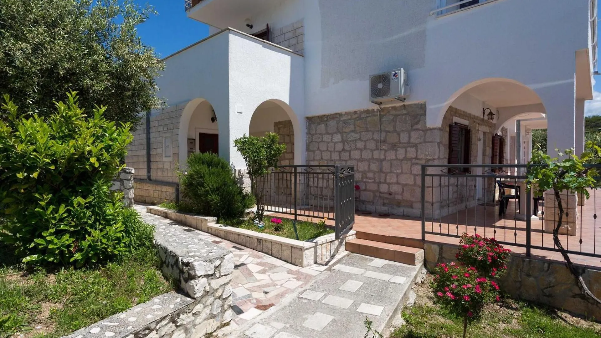 Apartments Sunrise Duilovo Split