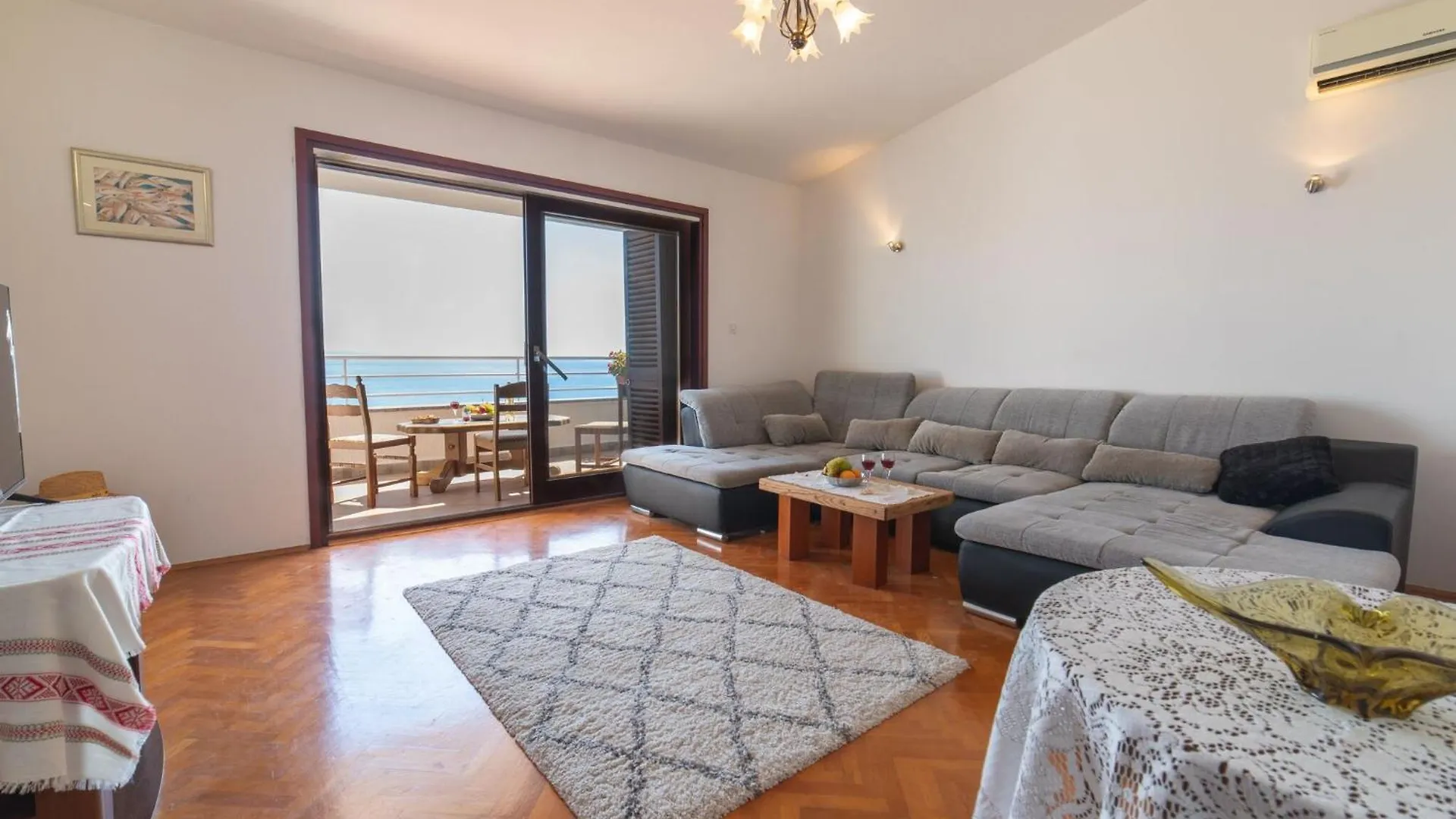 Apartments Sunrise Duilovo Split